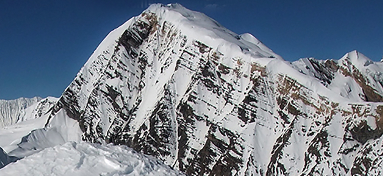 Ascension de Chulu Est Sommet