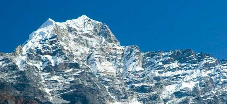 Kusum Kanguru Peak Ascension