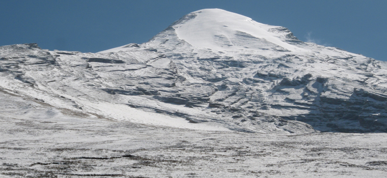 Pisang Peak ascension